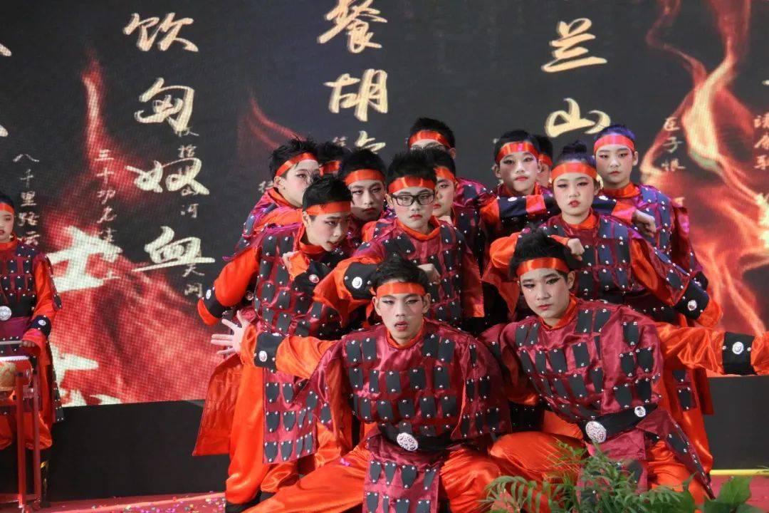 应该怎么办理电销卡？